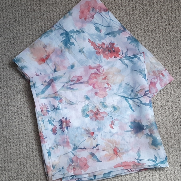 Sheer Floral Voile Curtains - Picture 3 of 4